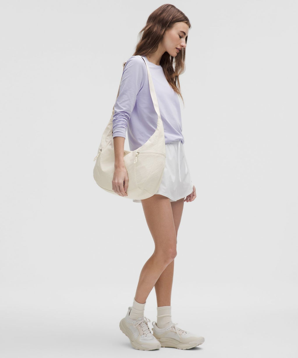 Large Slouchy Sling Bag 13L Light Ivory/Silver