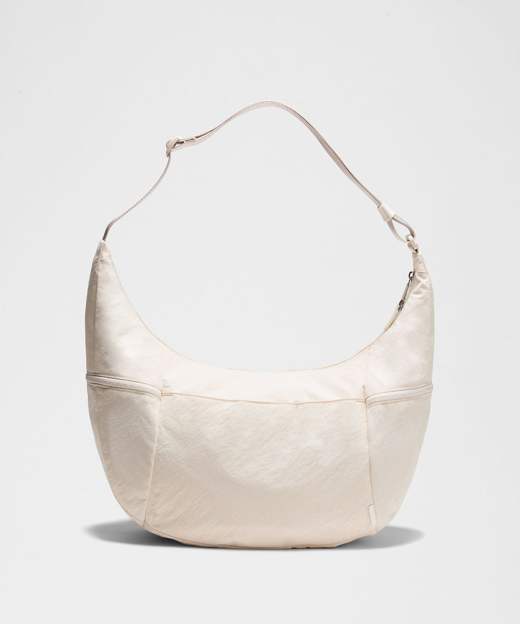Large Slouchy Sling Bag 13L Light Ivory/Silver