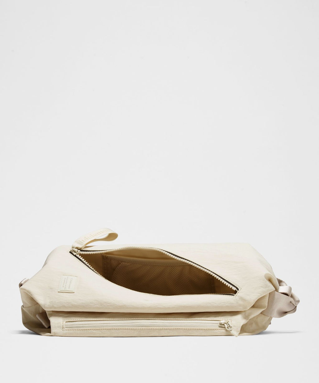 Fast Track Bag 2.0 9L Light Ivory