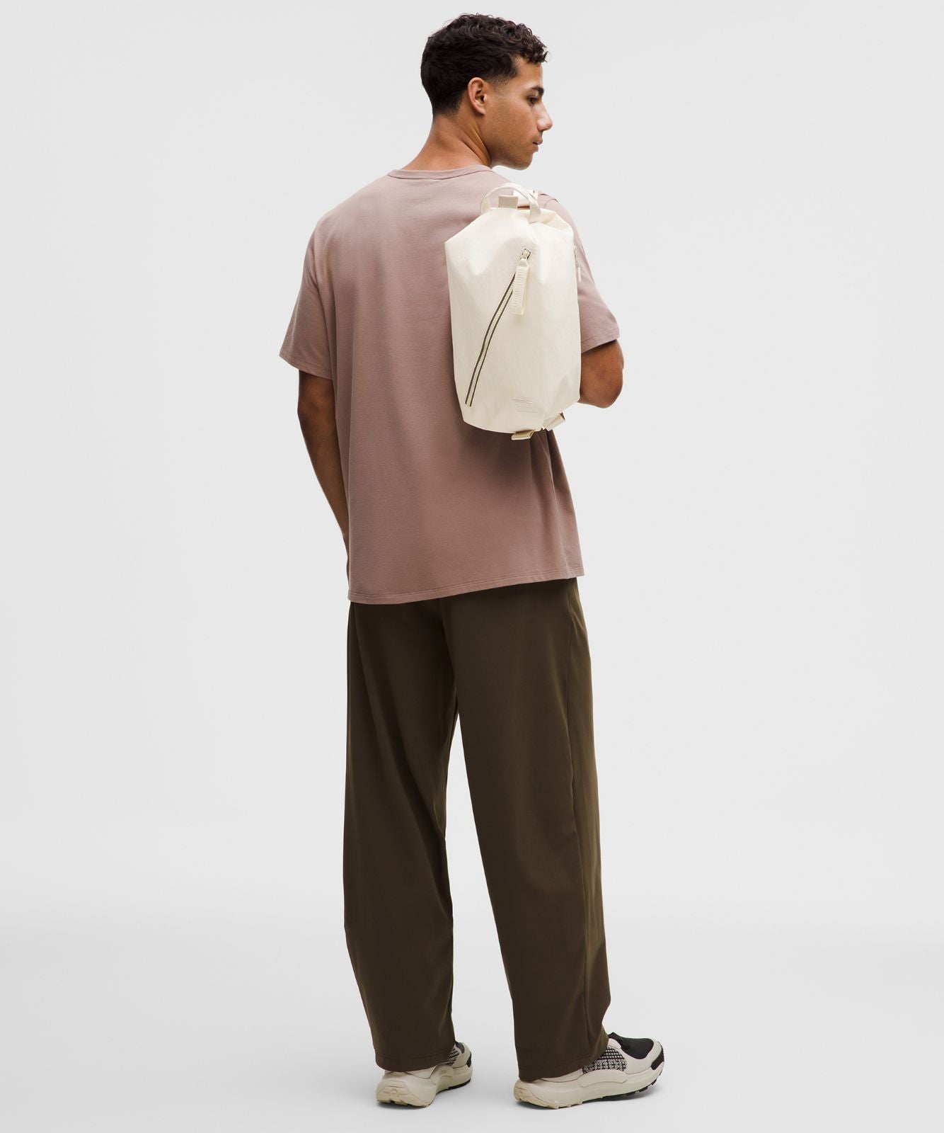 Fast Track Bag 2.0 9L Light Ivory/Gold