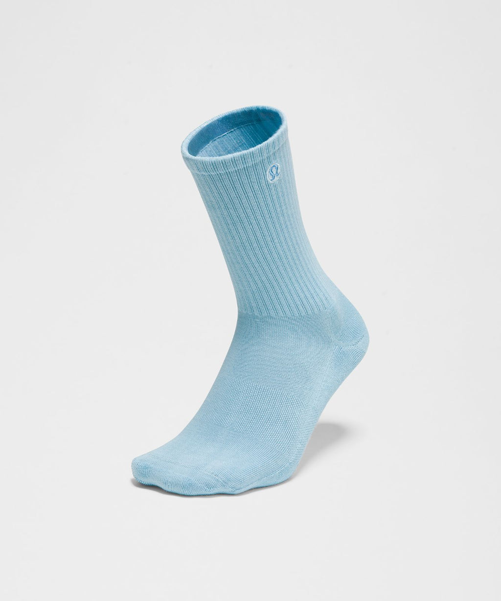 Unisex Daily Essential Crew Socks Seafoam