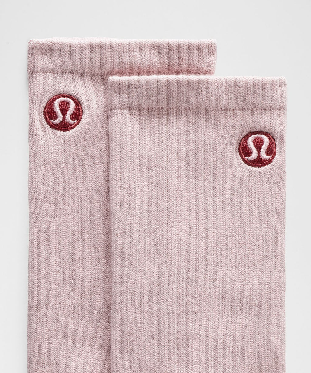 Unisex Daily Essential Crew Socks Pink Haze