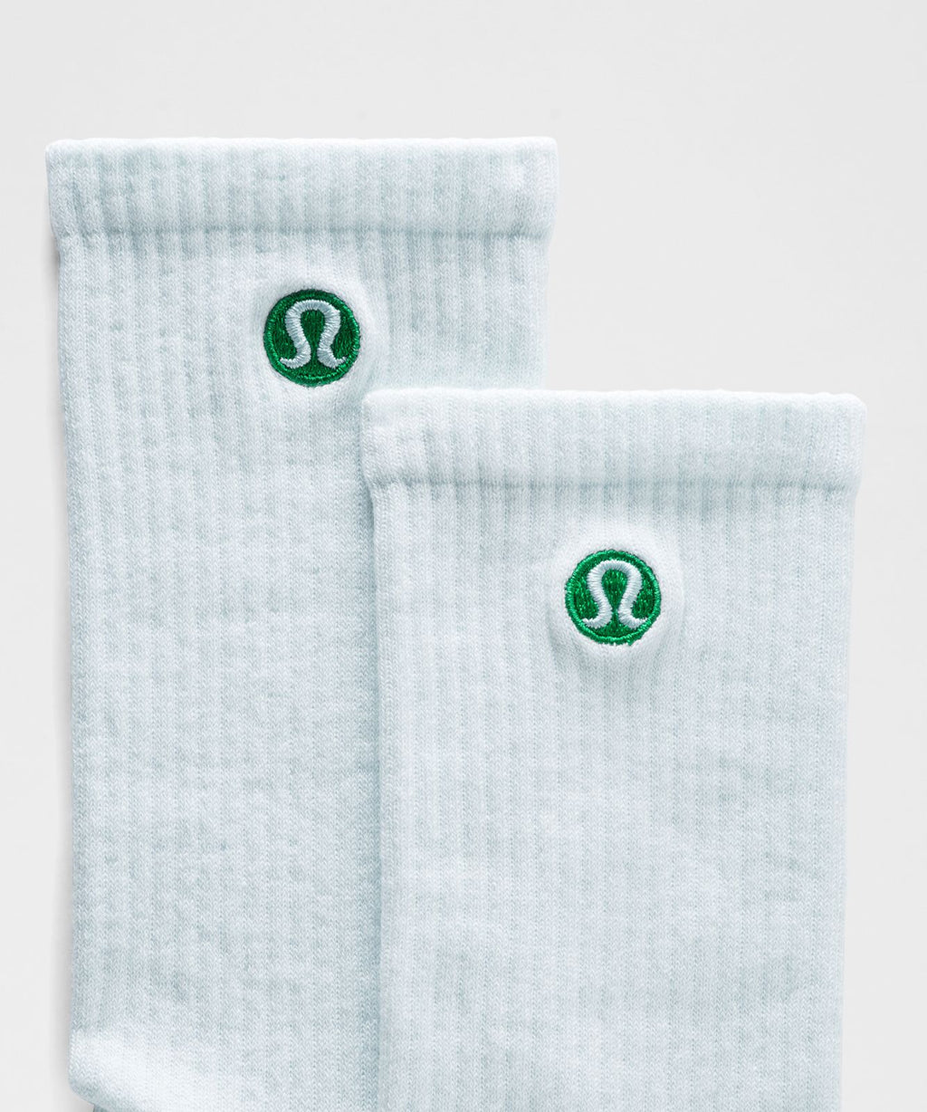 Unisex Daily Essential Crew Socks Mint Breeze