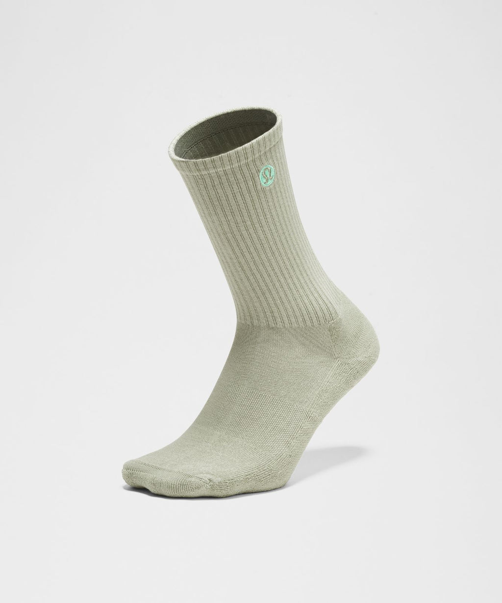 Unisex Daily Essential Crew Socks Fog Green