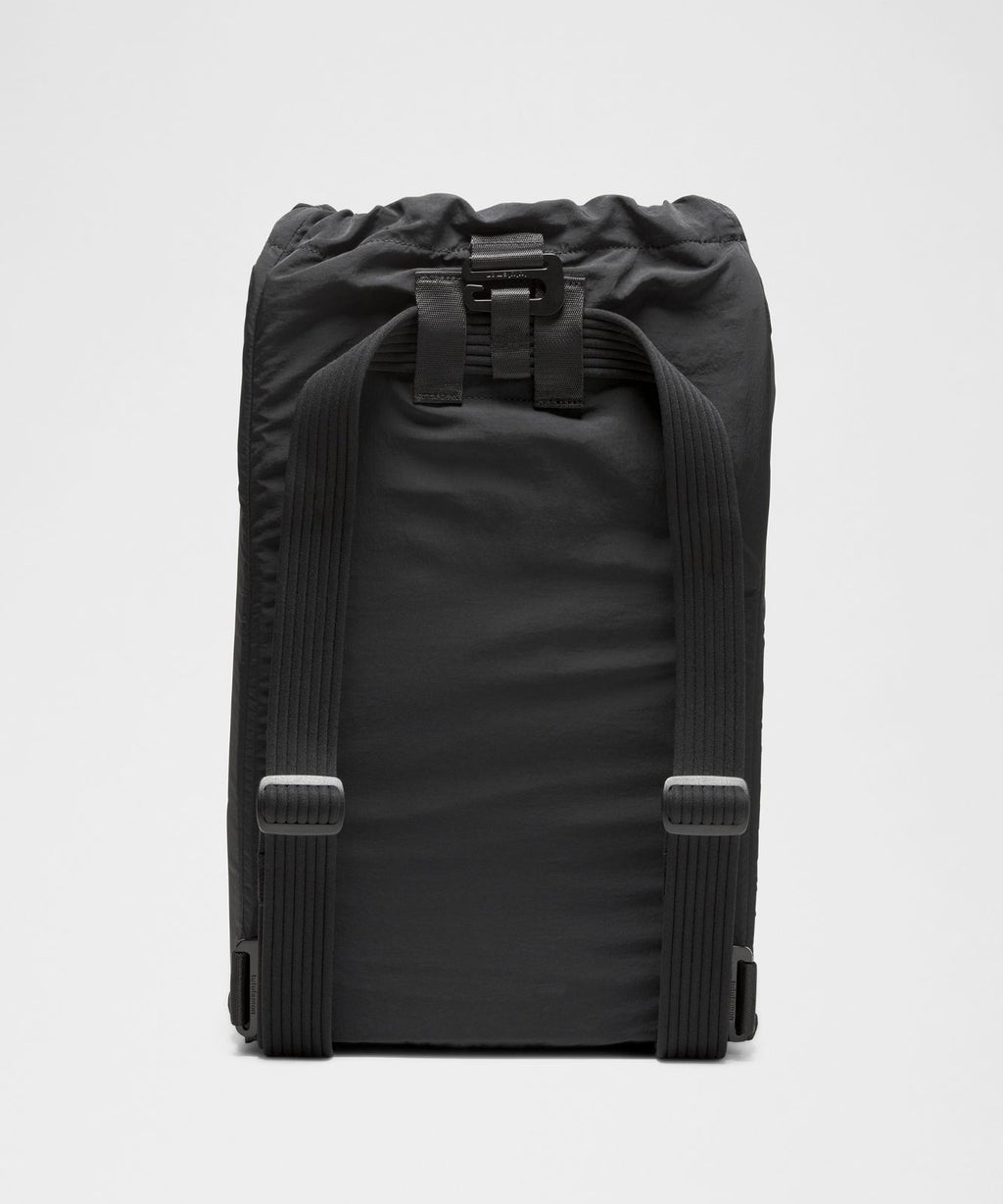 2-in-1 Convertible Backpack 21L Black/Graphite Grey