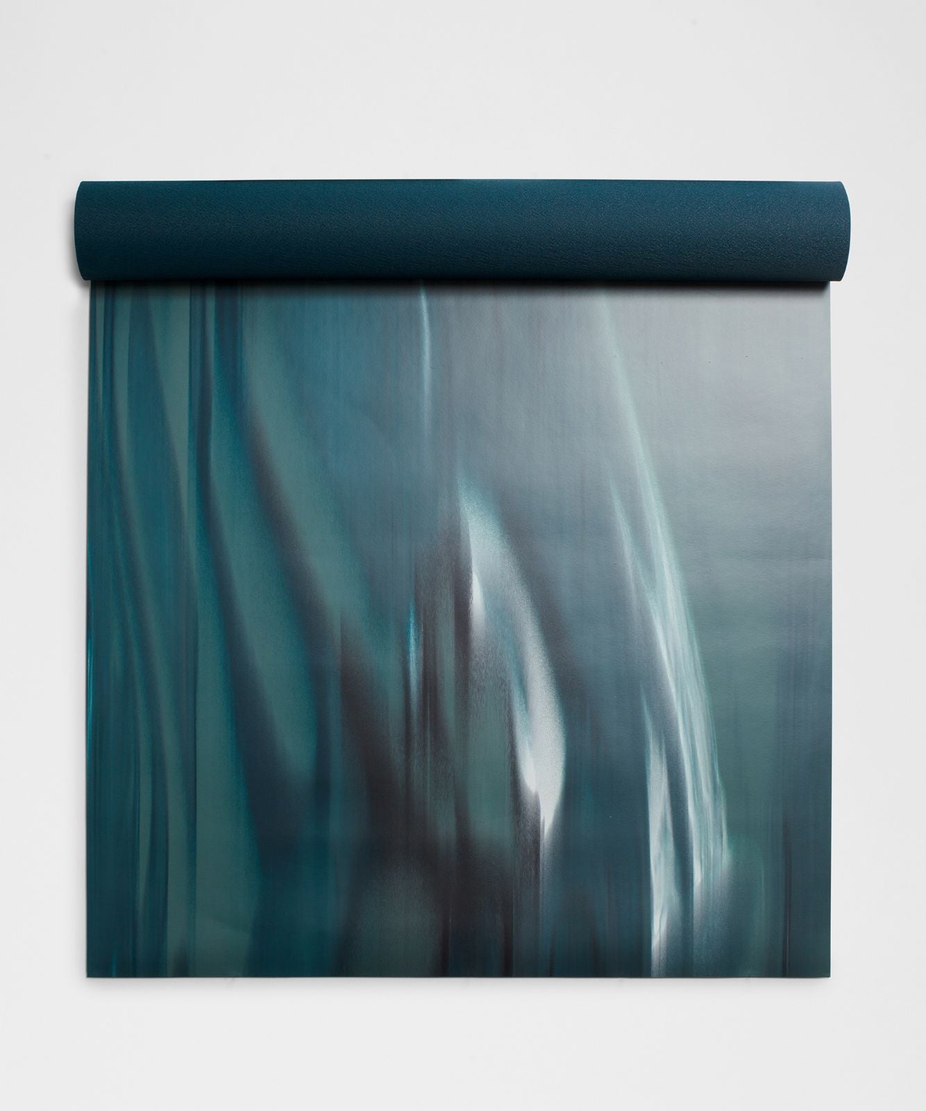 The Mat 3mm *Made With FSC™ Certified Rubber Tidewater Teal/Indochine Blue/Nightmoth/White/Indochine Blue