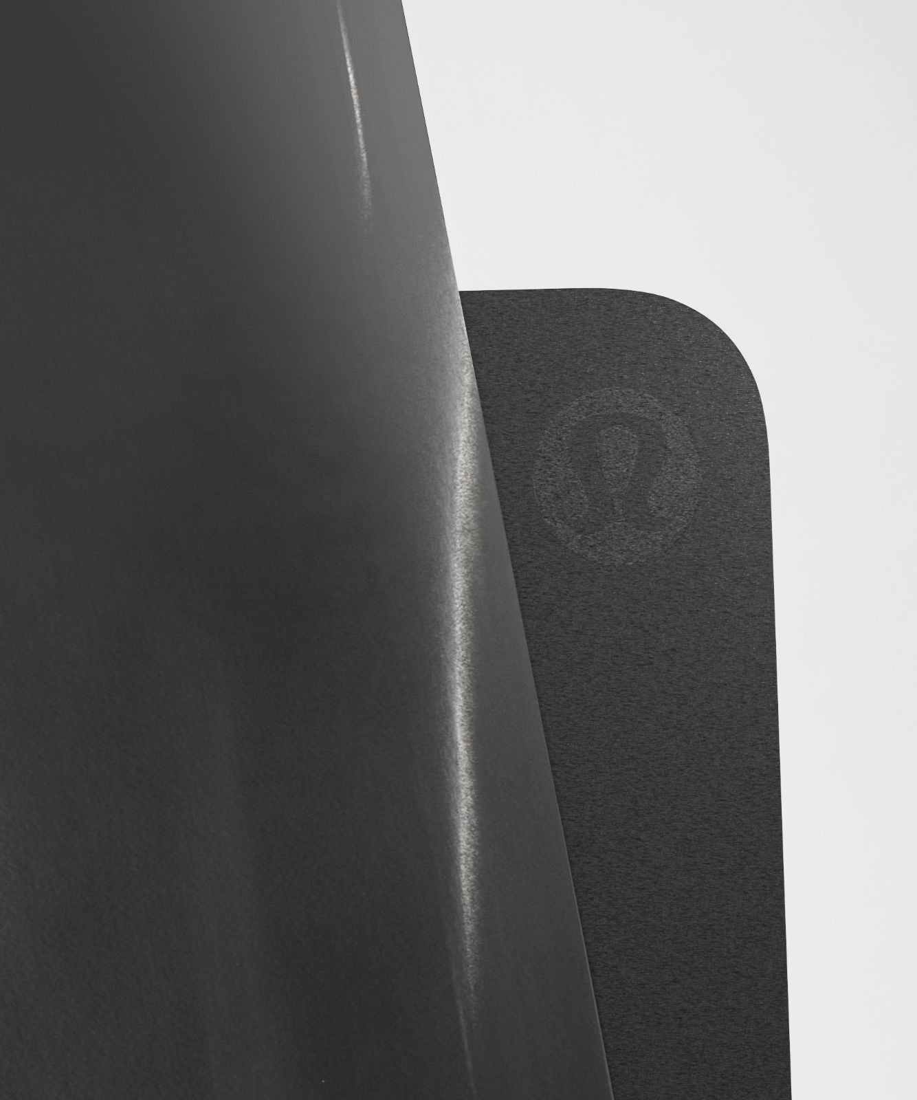 The Mat 3mm *Made With FSC™ Certified Rubber Black/White/Black