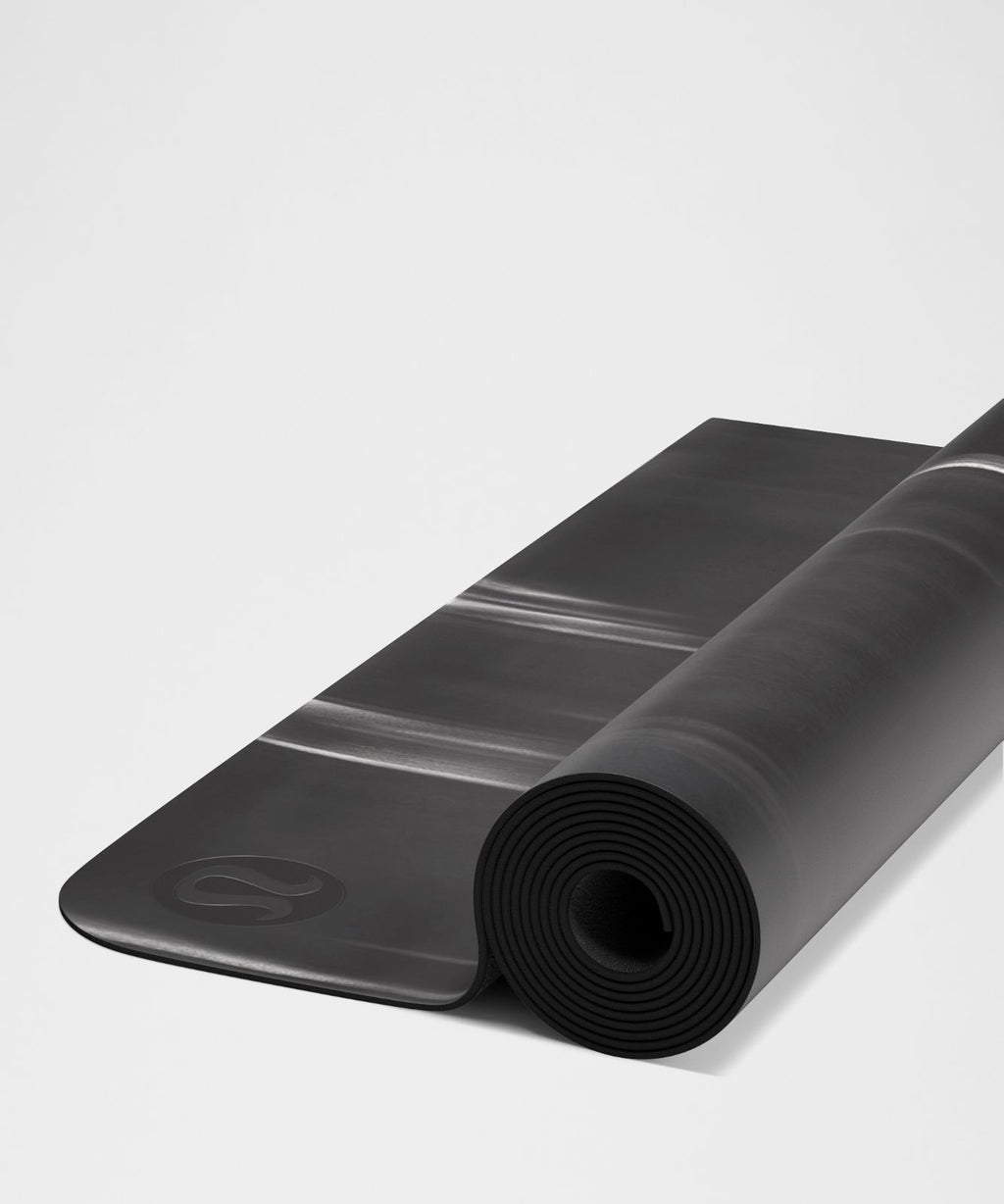 The Mat 3mm *Made With FSC™ Certified Rubber Black/White/Black