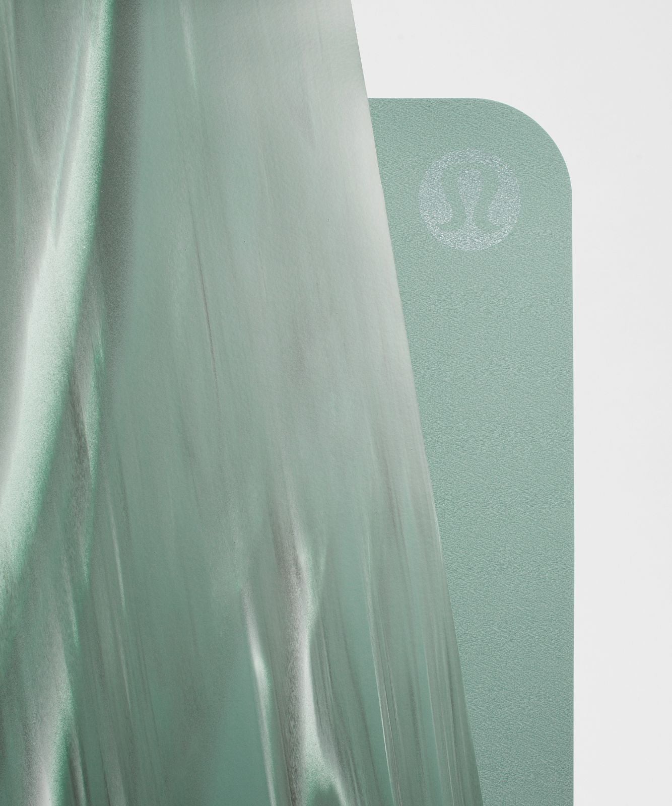 The Mat 5mm *Made With FSC™ Certified Rubber Crater Blue/Mint Breeze/Sea Mist/Dark Forest/Rainforest Green/Crater Blue