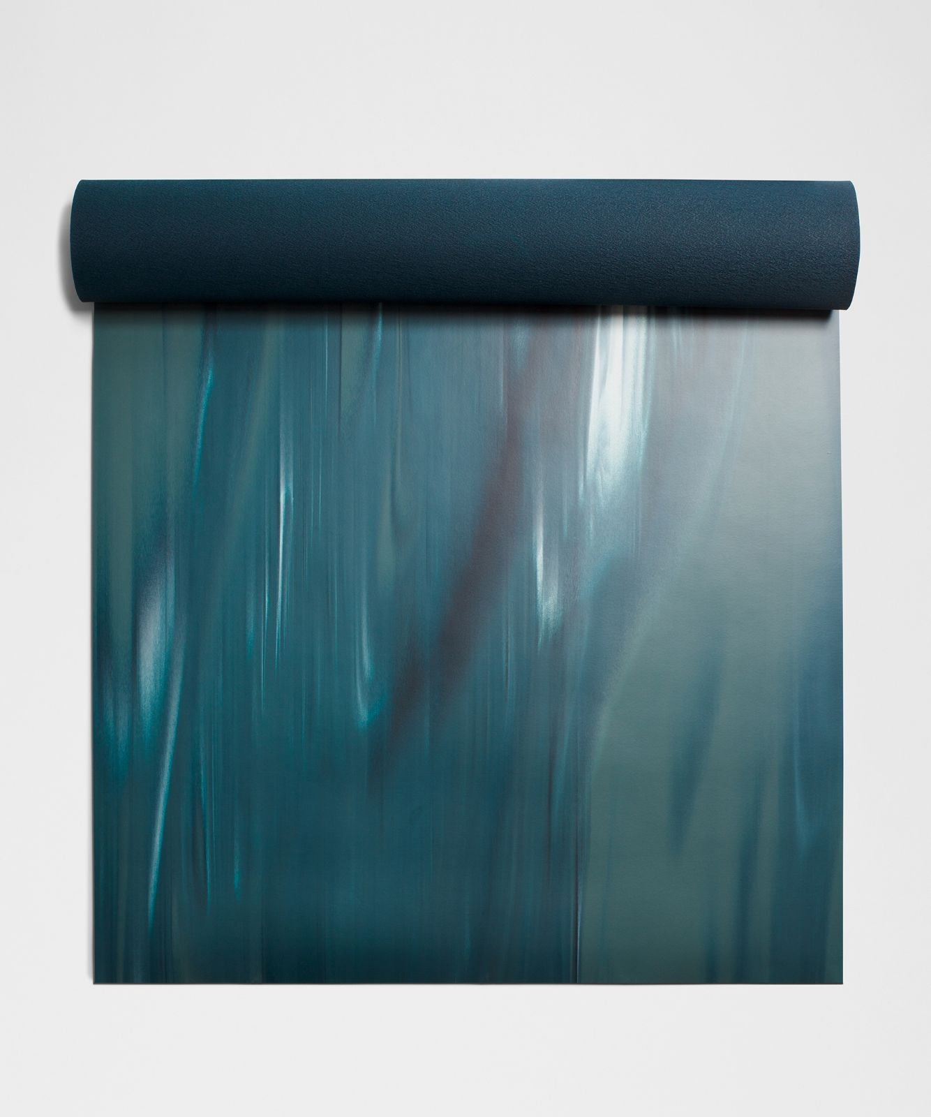 The Mat 5mm *Made With FSC™ Certified Rubber Tidewater Teal/Indochine Blue/Nightmoth/White/Indochine Blue