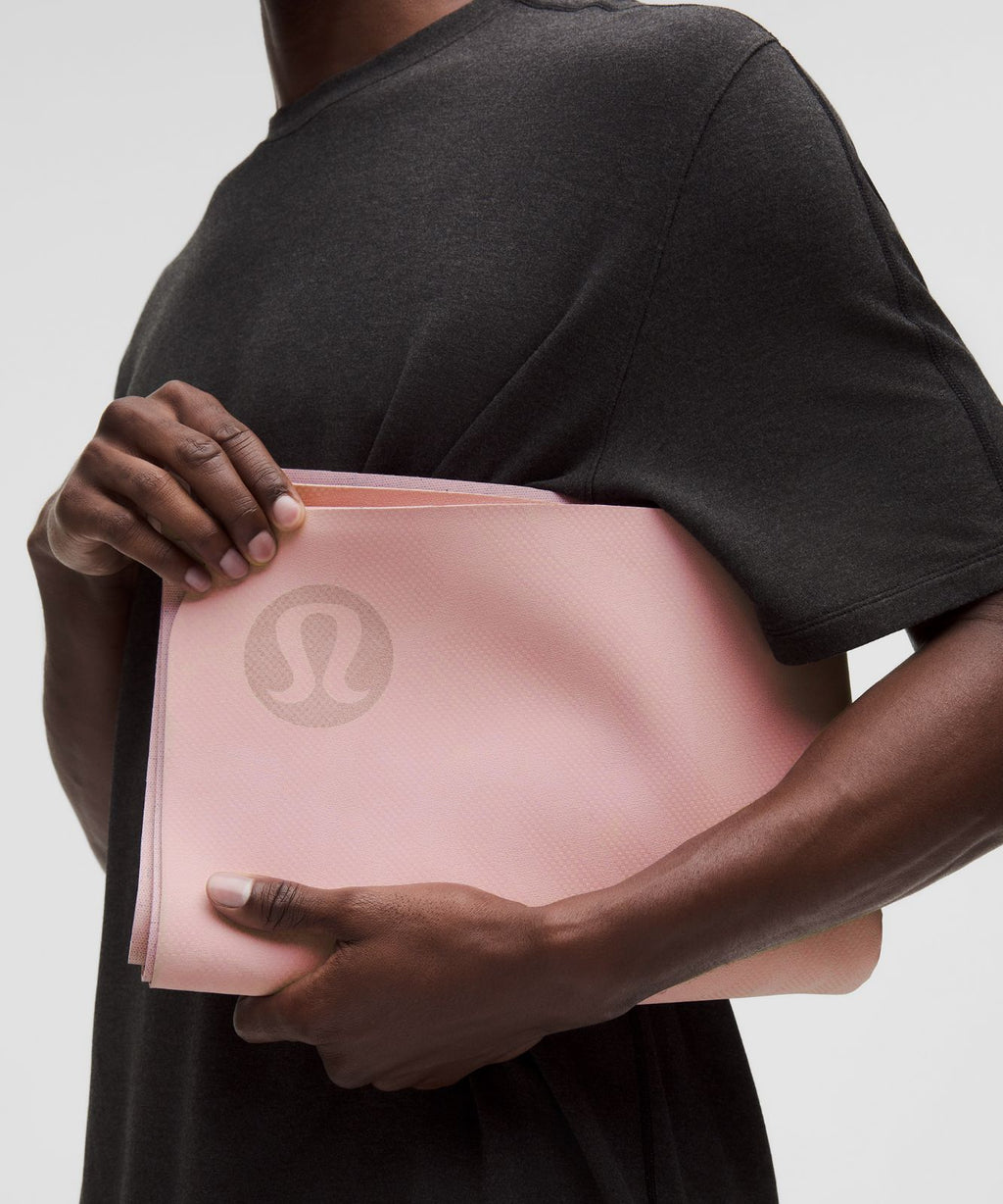 The Travel Mat 1.5mm *Made With FSC™ Certified Rubber Pink Haze