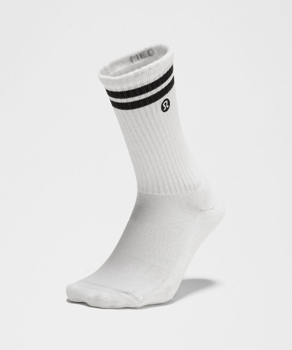 Unisex Daily Essential Crew Socks 3 Pack *Stripe White/Black