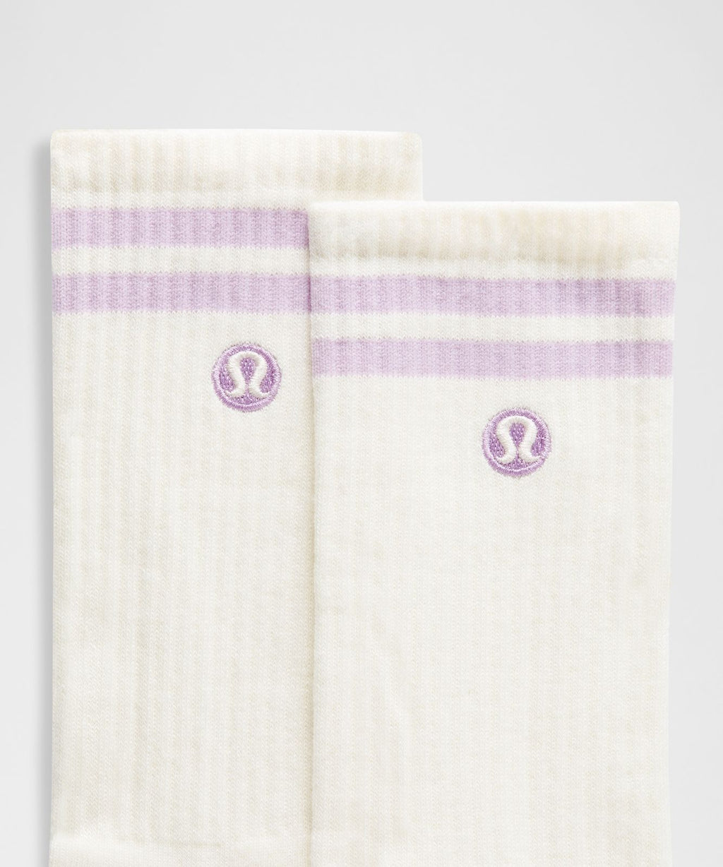 Unisex Daily Essential Crew Socks 3 Pack *Stripe Coconut Ivory/Lilac Play/Coconut Ivory/Chameleon/Coconut Ivory/Buttercup