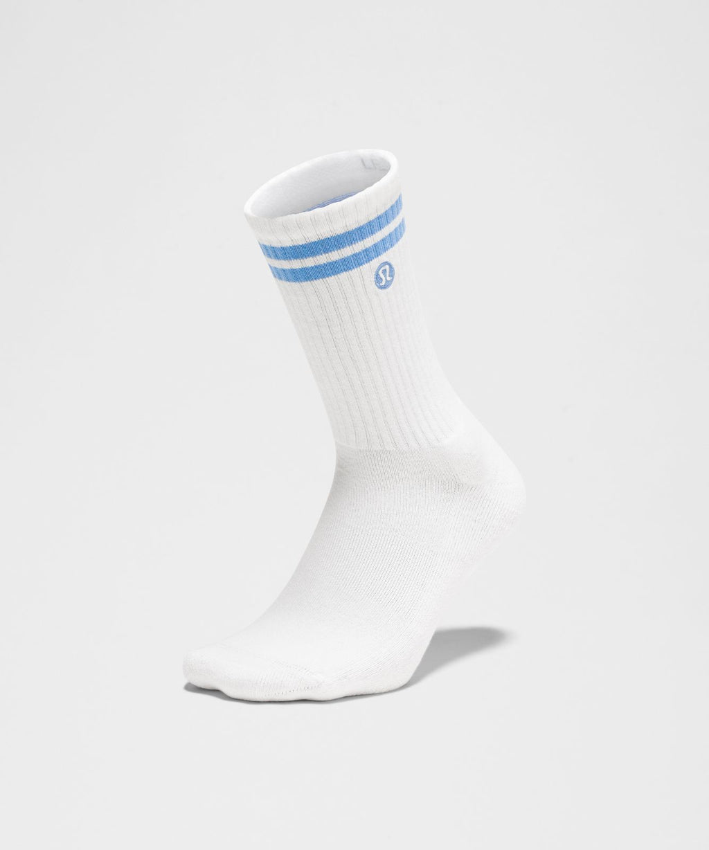 Unisex Daily Essential Crew Socks *Stripe White/Pool Party