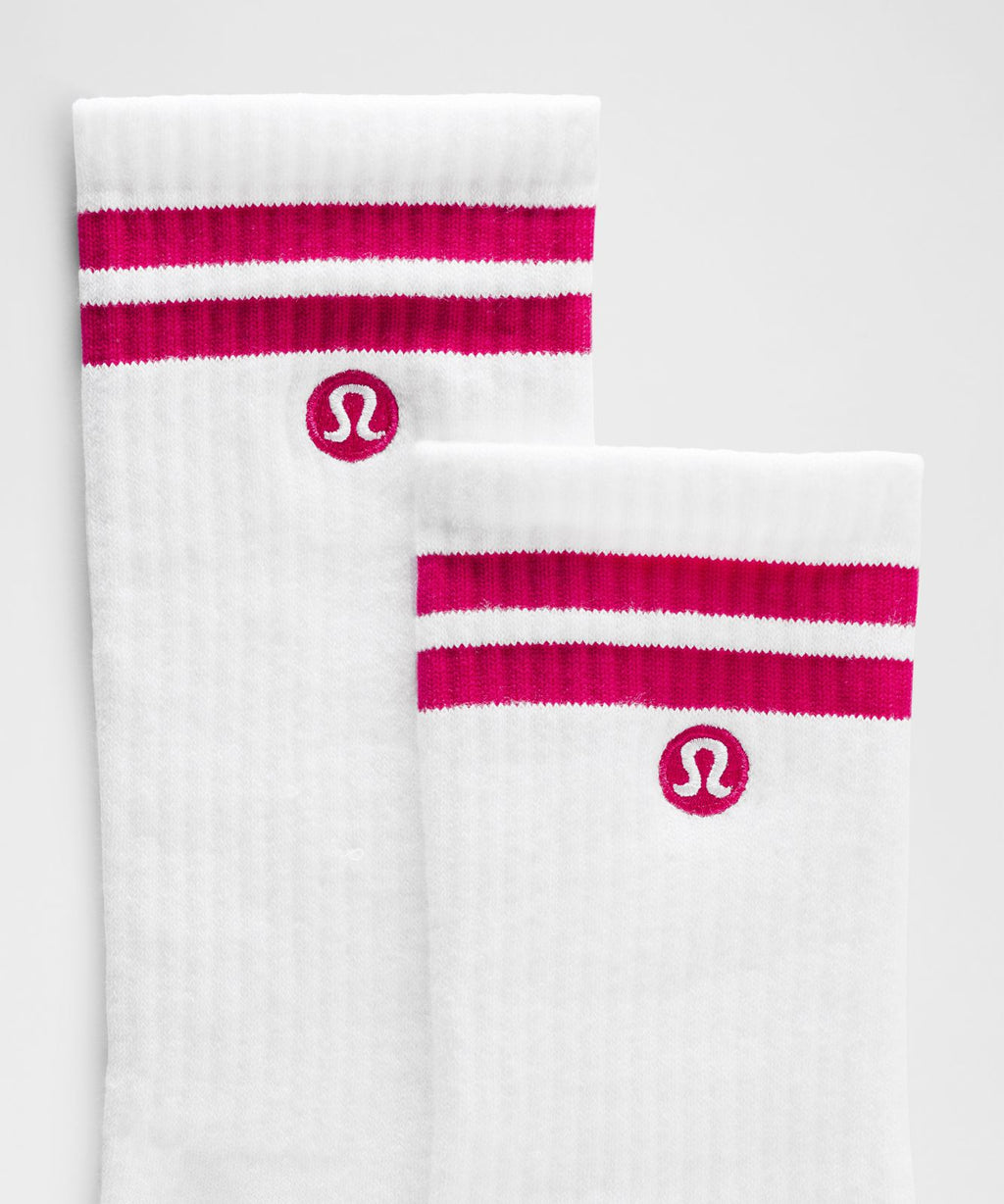Unisex Daily Essential Crew Socks *Stripe White/Passionate