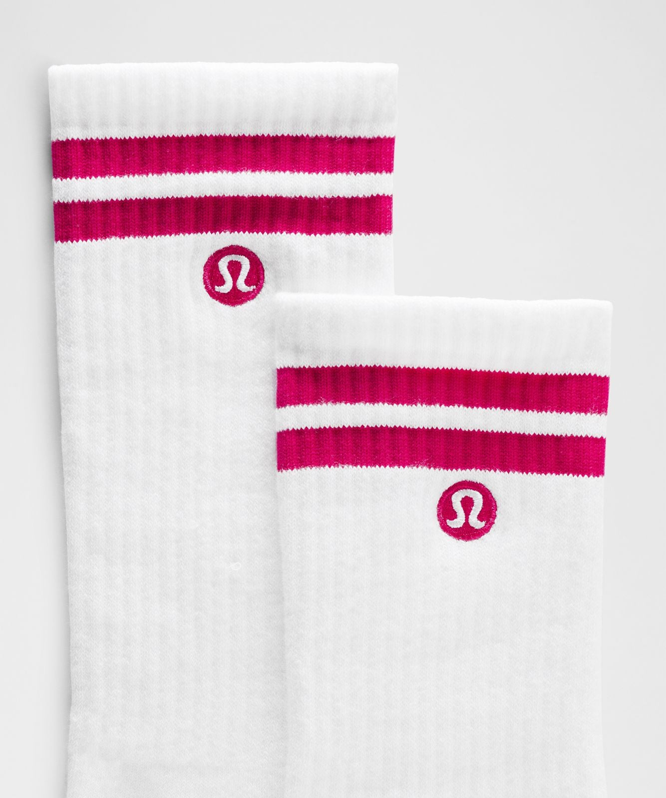 Unisex Daily Essential Crew Socks *Stripe White/Passionate