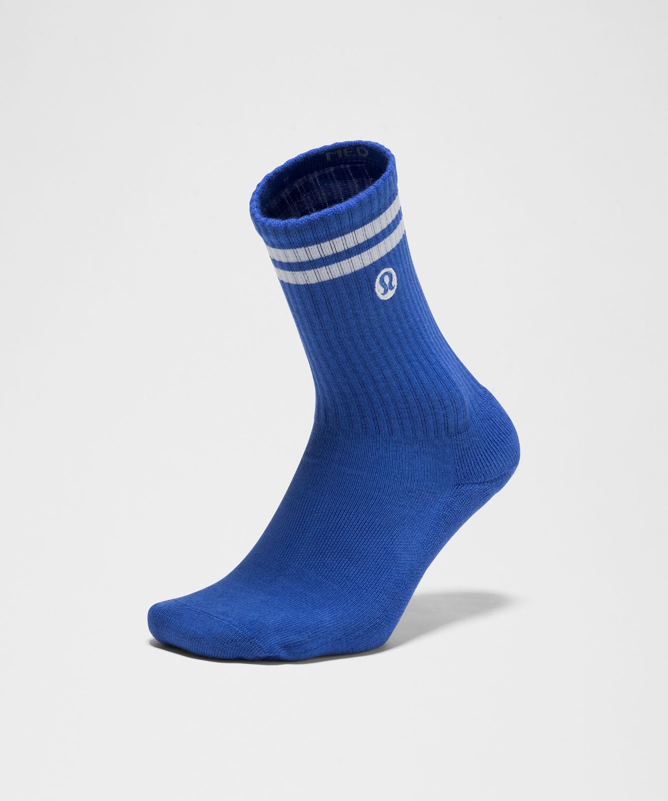 Unisex Daily Essential Crew Socks *Stripe Beach Ball Blue/White