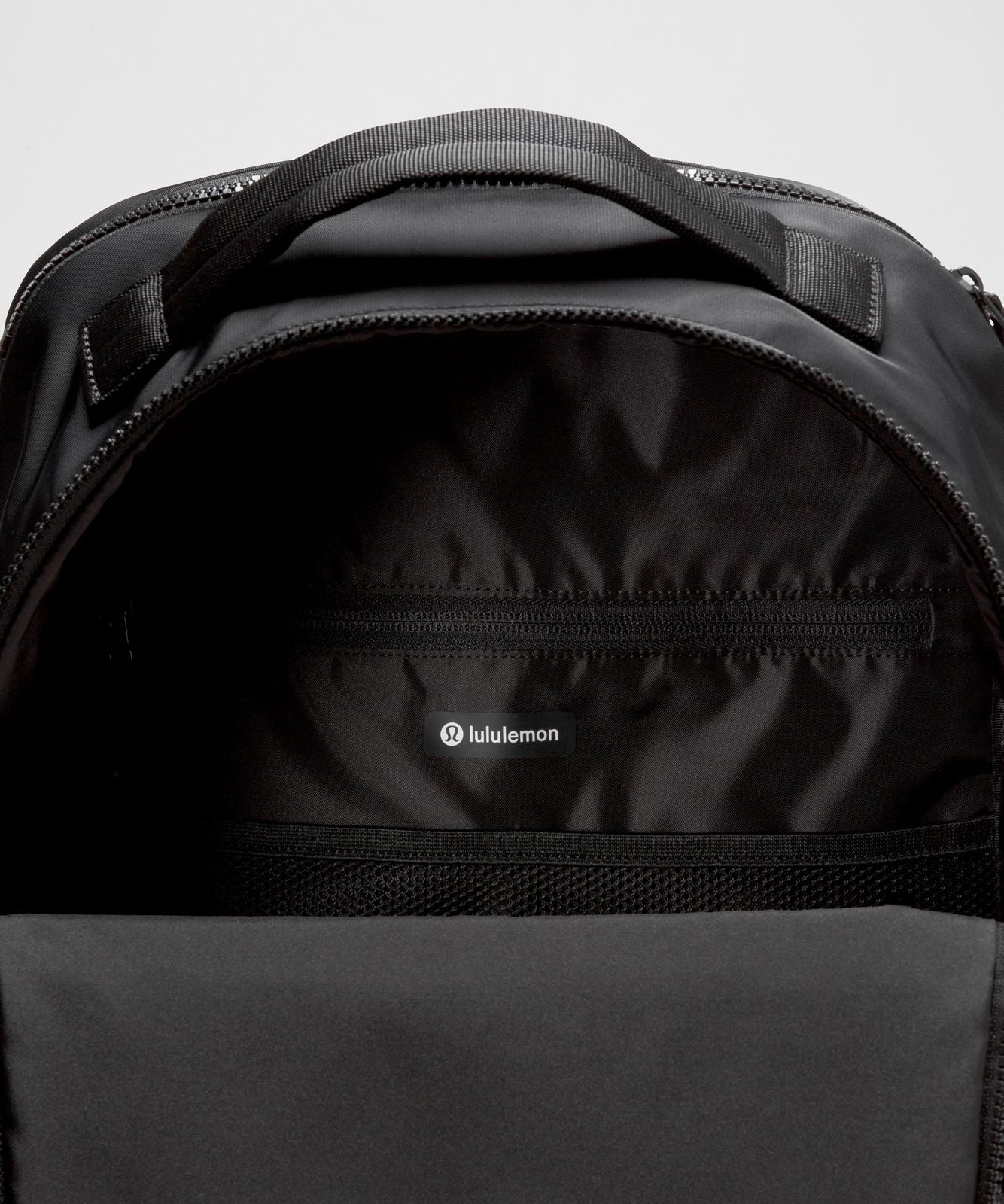 New Crew Backpack 22L *Updated Black