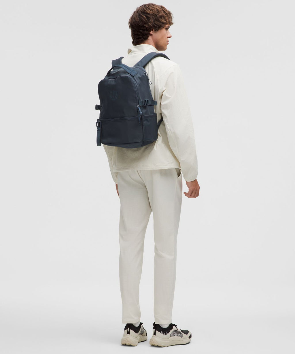 New Crew Backpack 22L *Updated True Navy