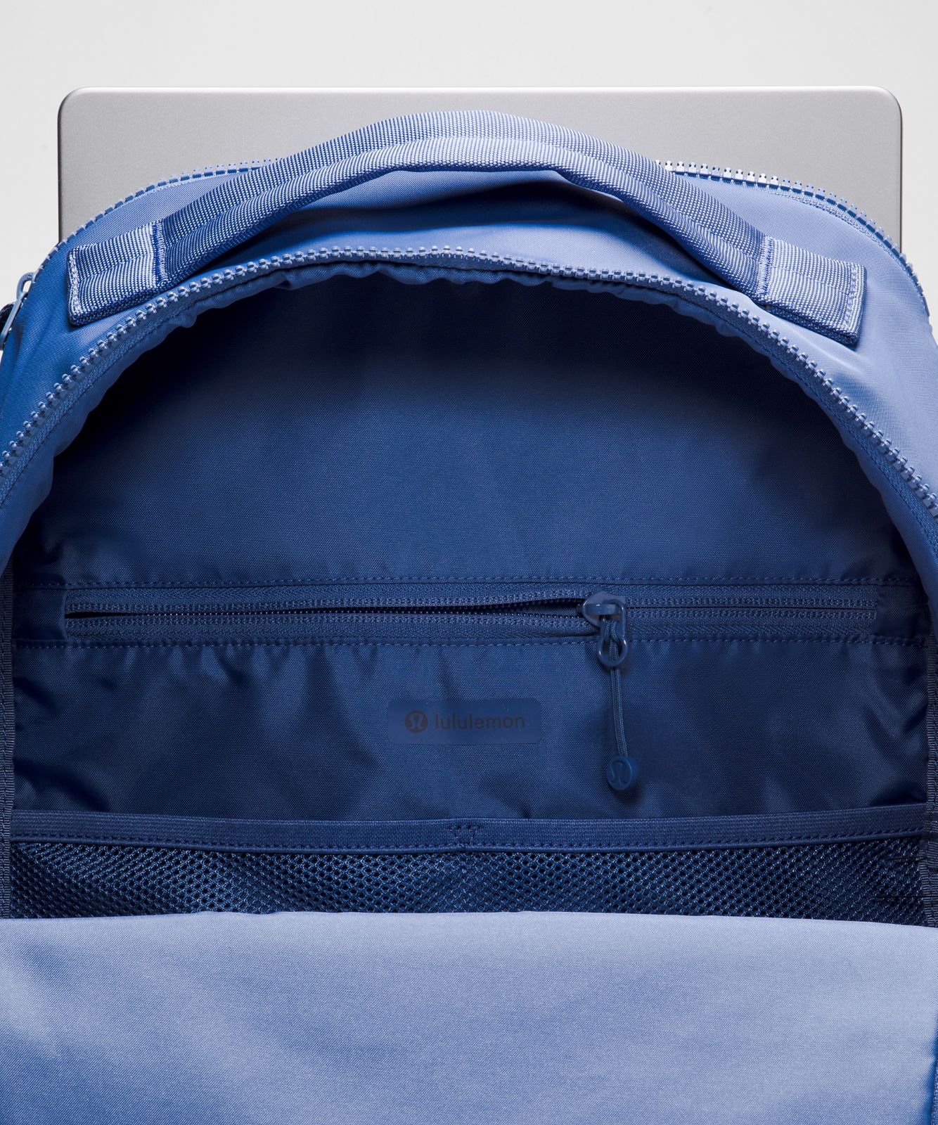New Crew Backpack 22L *Updated Brilliant Blue
