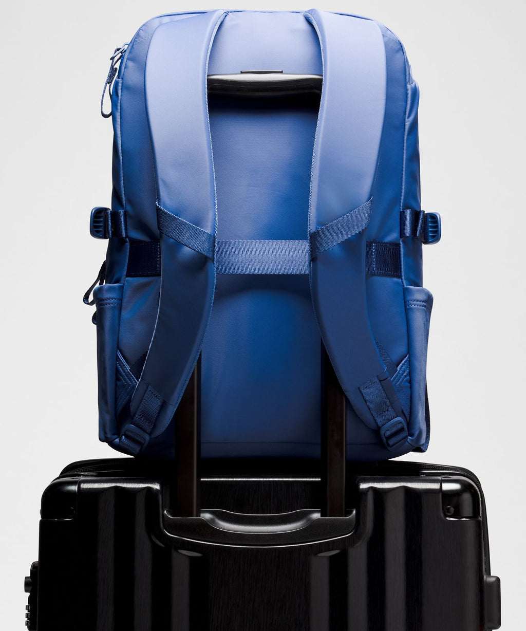 New Crew Backpack 22L *Updated Brilliant Blue