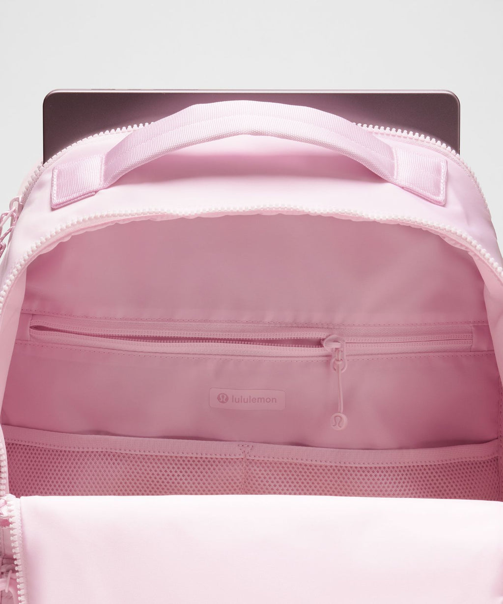New Crew Backpack 22L *Updated Blissful Pink