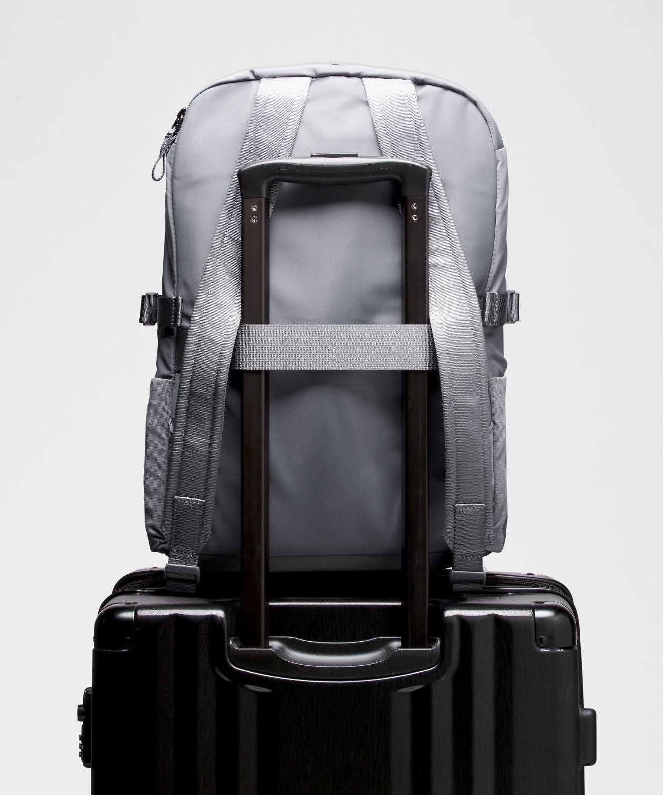 New Crew Backpack 22L *Updated Solar Grey