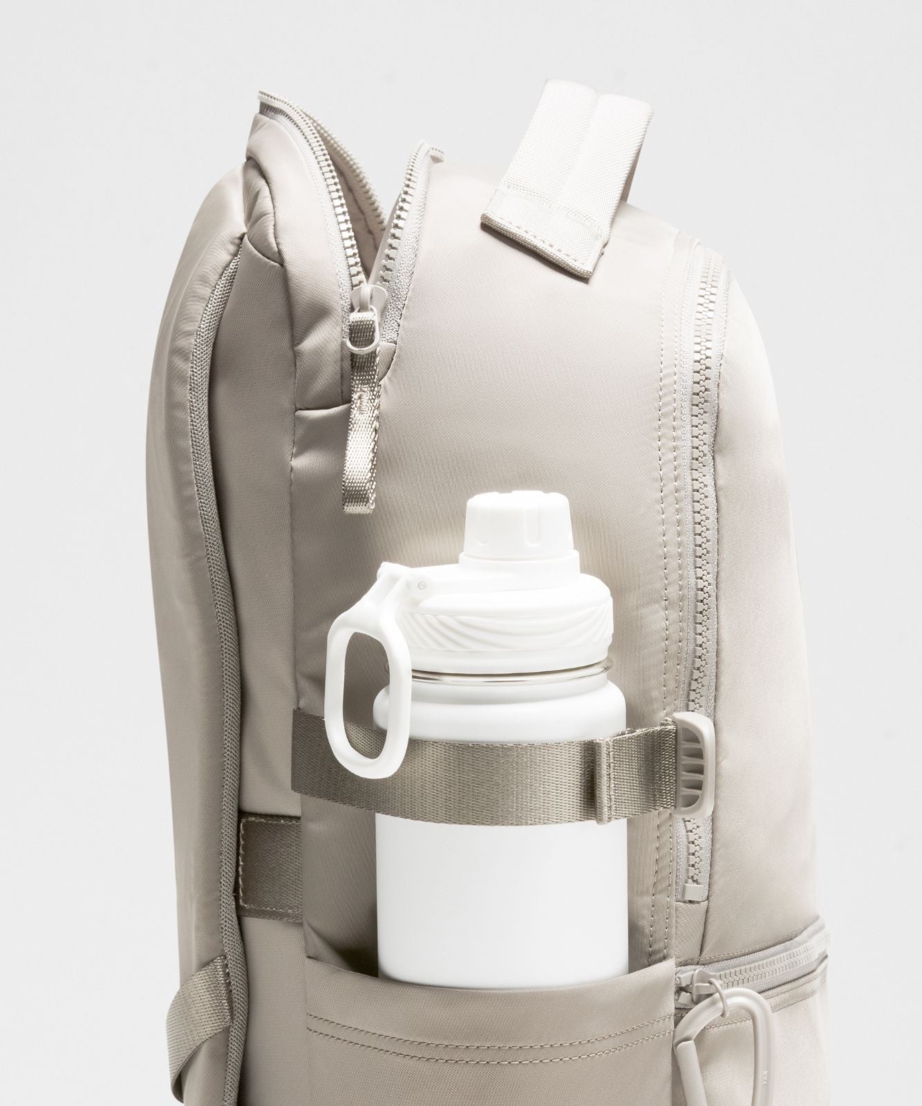 New Crew Backpack 22L *Updated Warm Ash Grey