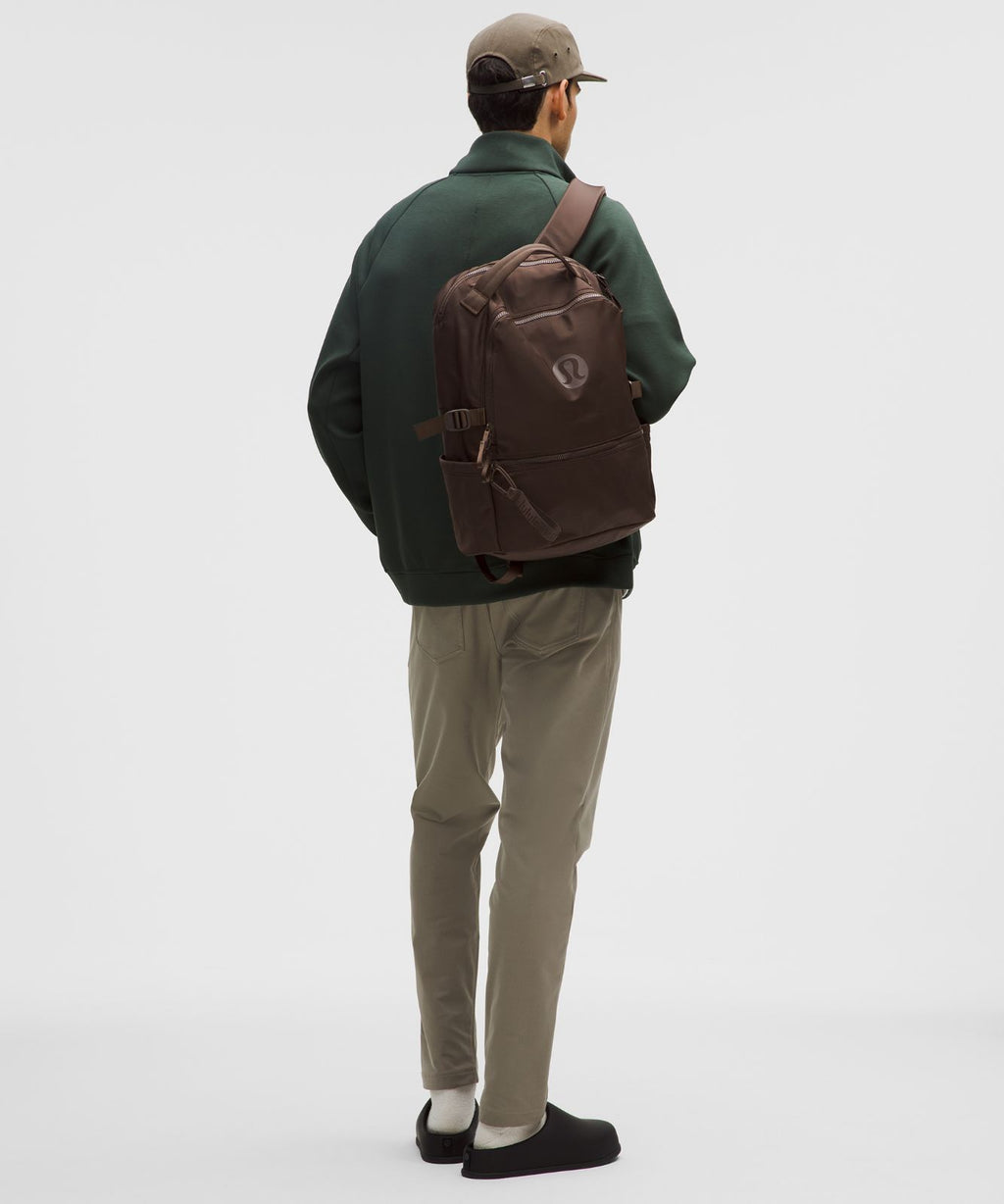 New Crew Backpack 22L *Updated Walnut Crunch