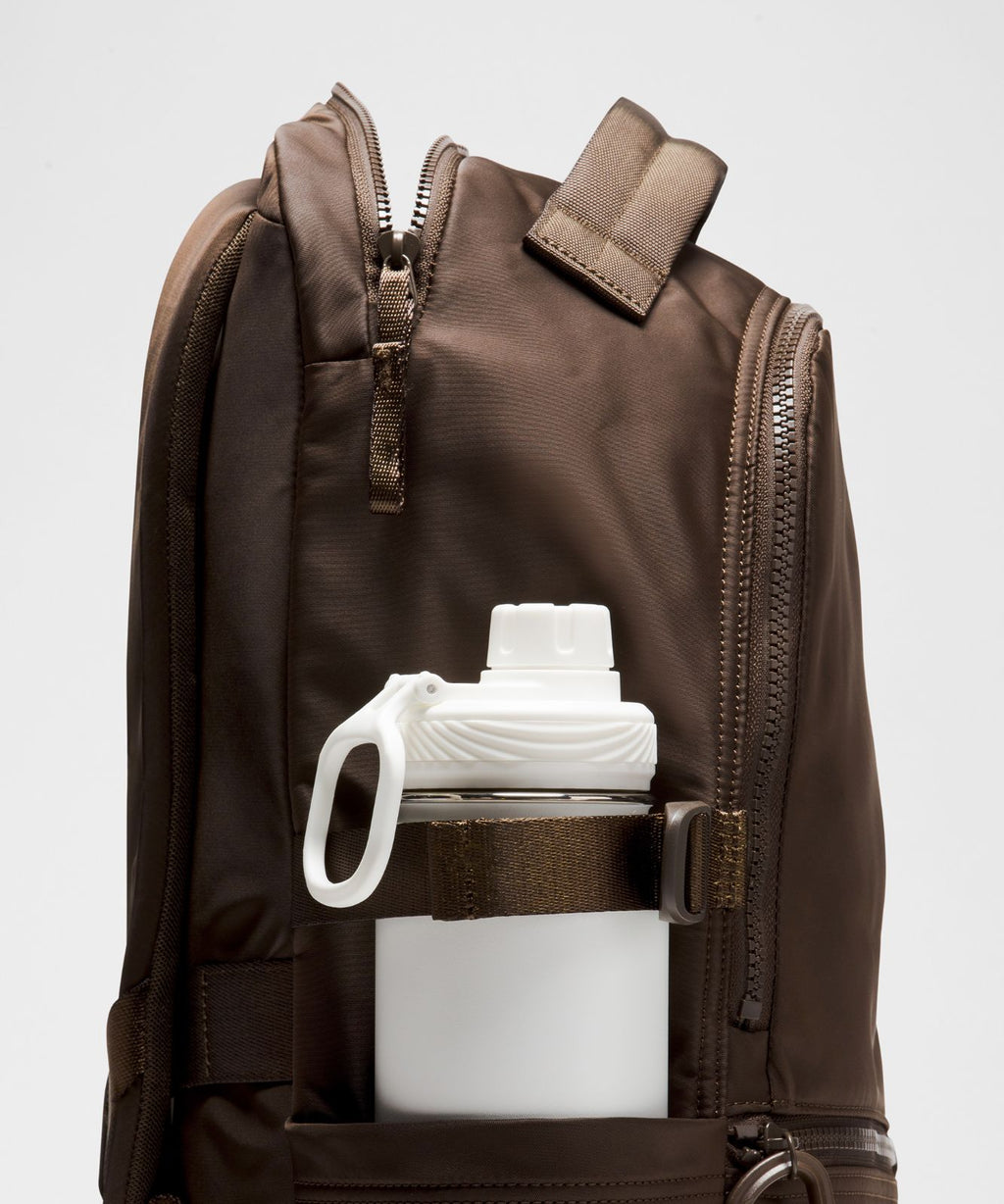 New Crew Backpack 22L *Updated Walnut Crunch