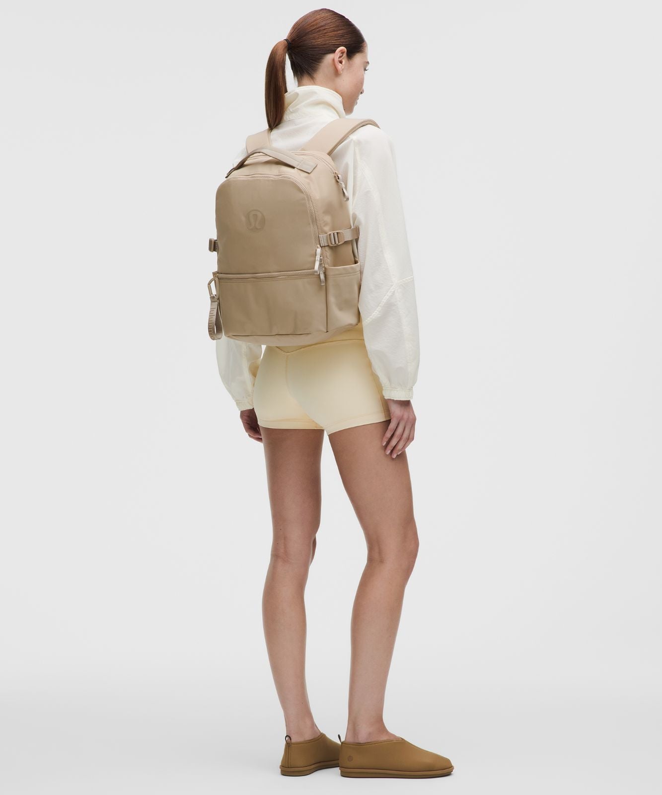 New Crew Backpack 22L *Updated Wacky Khaki/Wacky Khaki