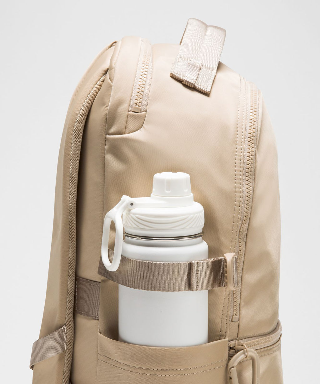 New Crew Backpack 22L *Updated Wacky Khaki/Wacky Khaki