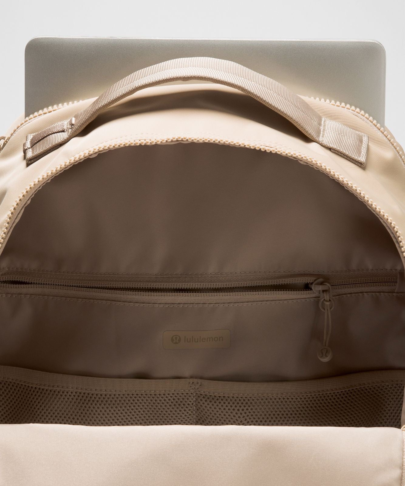 New Crew Backpack 22L *Updated Wacky Khaki/Wacky Khaki