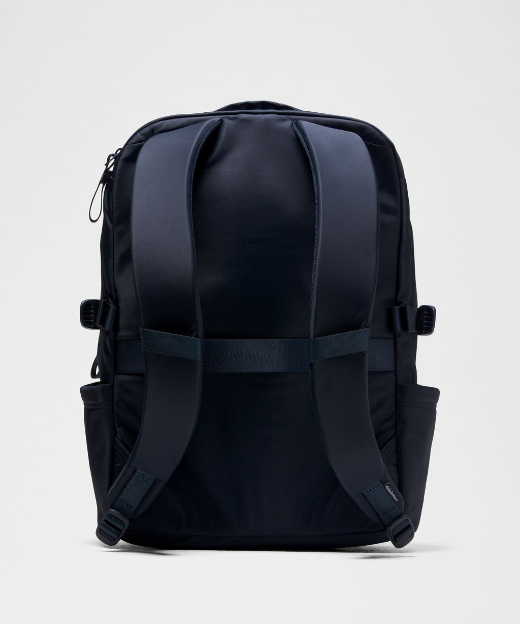 New Crew Backpack 22L *Updated True Navy/Wacky Khaki