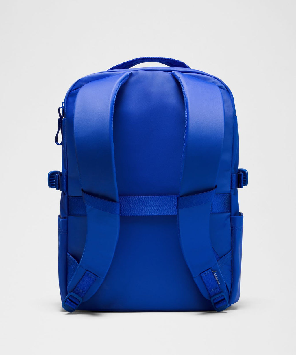 New Crew Backpack 22L *Updated Beach Ball Blue/Wacky Khaki