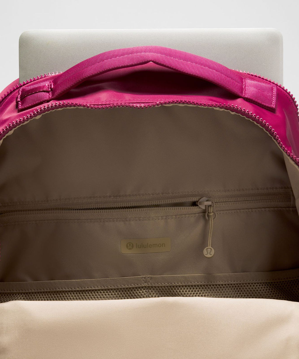 New Crew Backpack 22L *Updated Raspberry Rave/Wacky Khaki