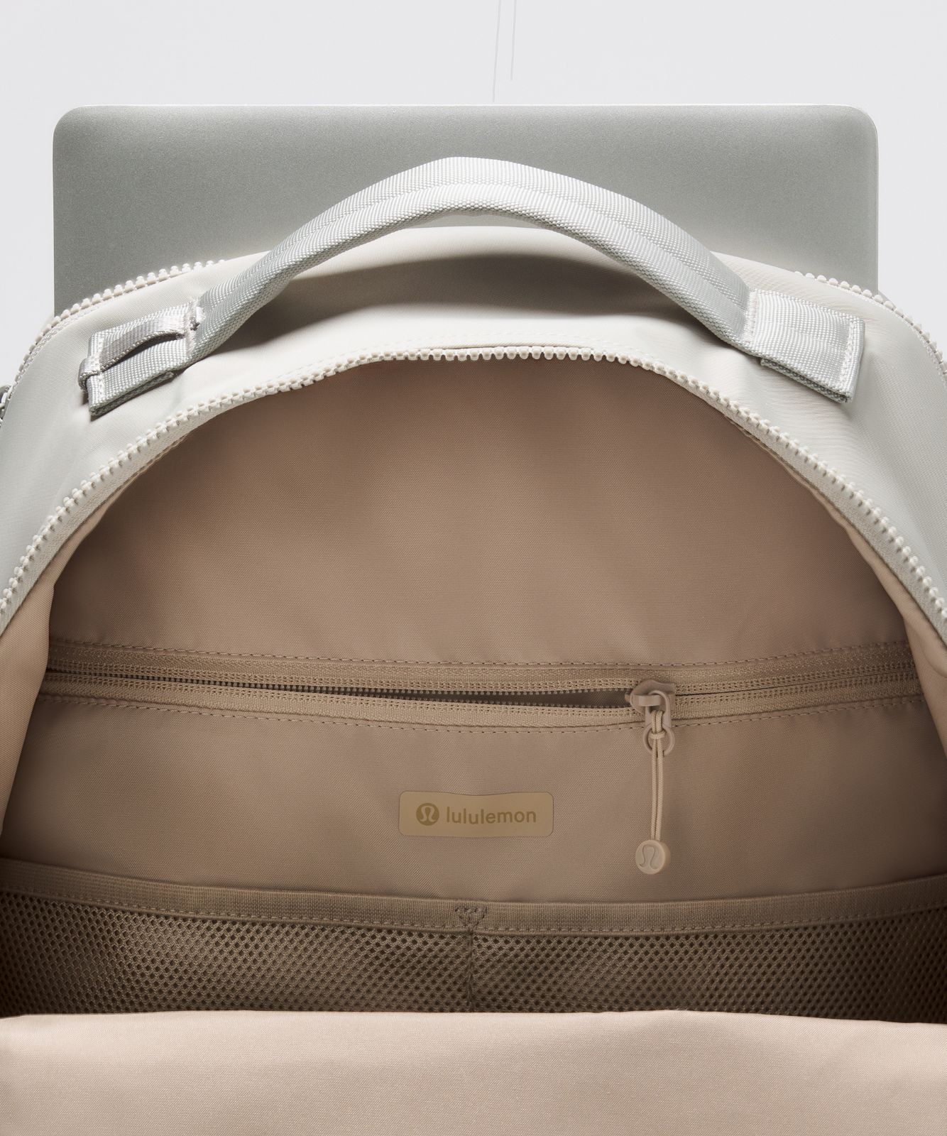 New Crew Backpack 22L *Updated Hailstone Grey/Wacky Khaki