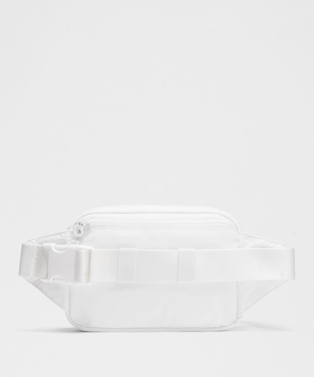 Everywhere Belt Bag Large 2L White