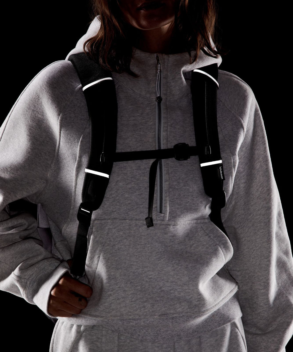 Double-Zip Backpack 22L *Tech Canvas Black