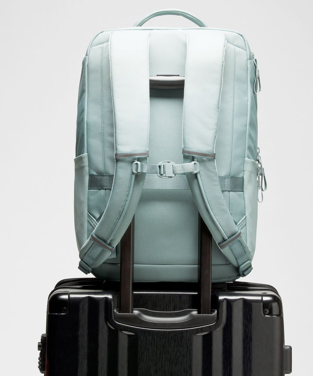Double-Zip Backpack 22L *Tech Canvas Crater Blue
