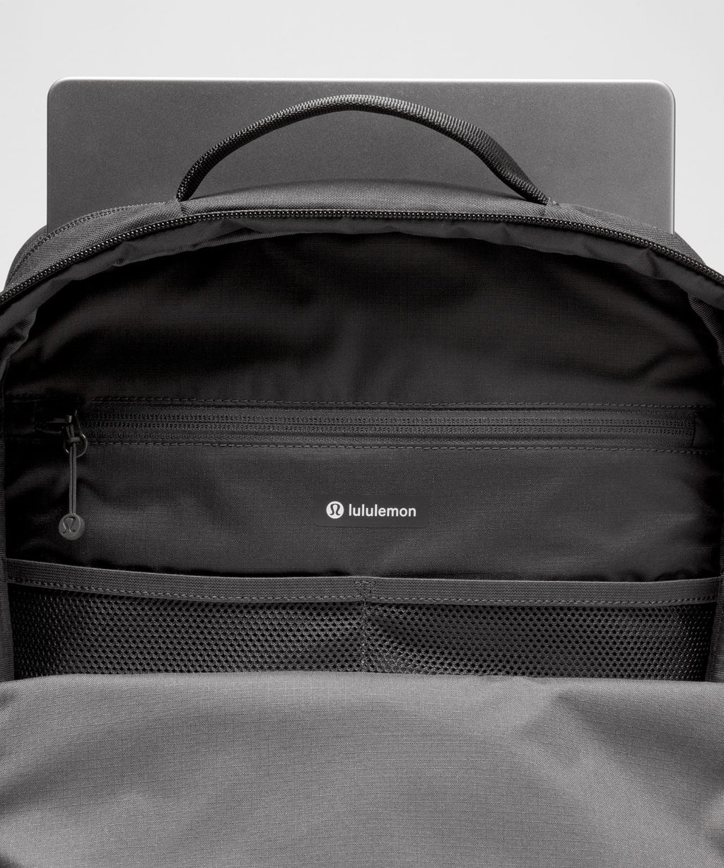 Double-Zip Backpack 22L *Tech Canvas Black/Graphite Grey