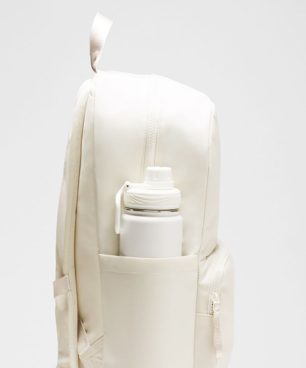 Everywhere Backpack 22L Light Ivory/Sheer Oak