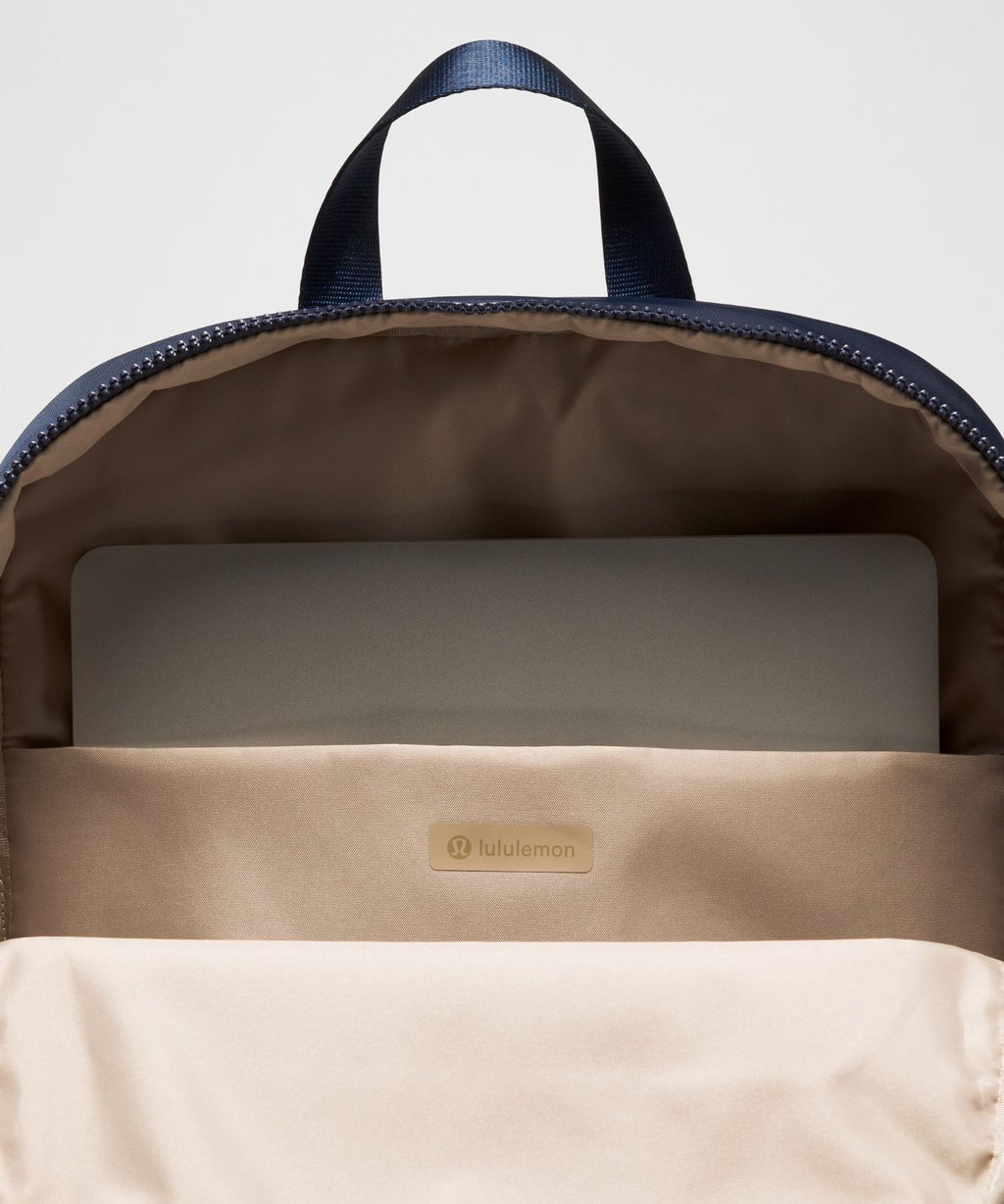 Everywhere Backpack 22L True Navy/Wacky Khaki