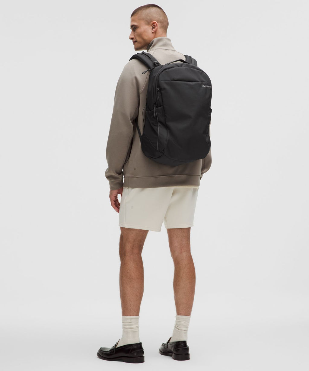 Triple-Zip Backpack 28L *Tech Canvas Black/Traverse Grey