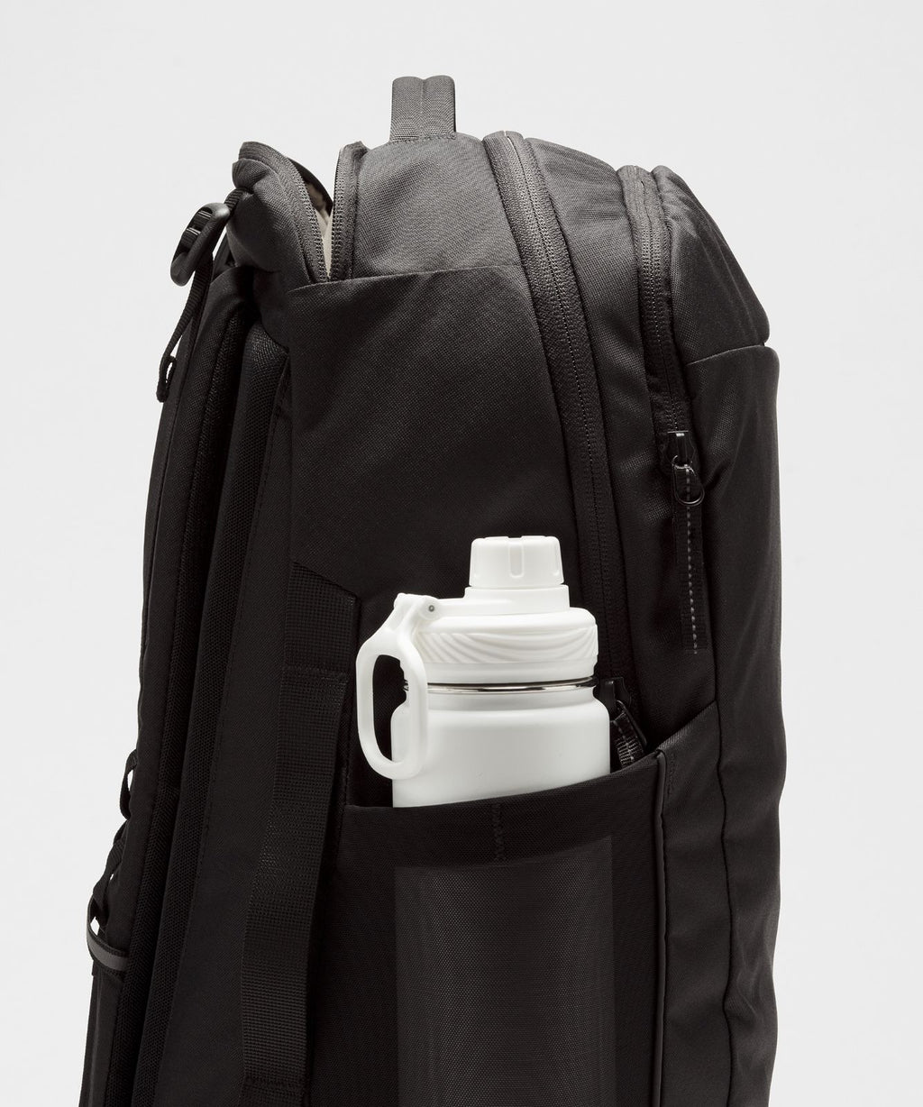 Triple-Zip Backpack 28L *Tech Canvas Black/Traverse Grey