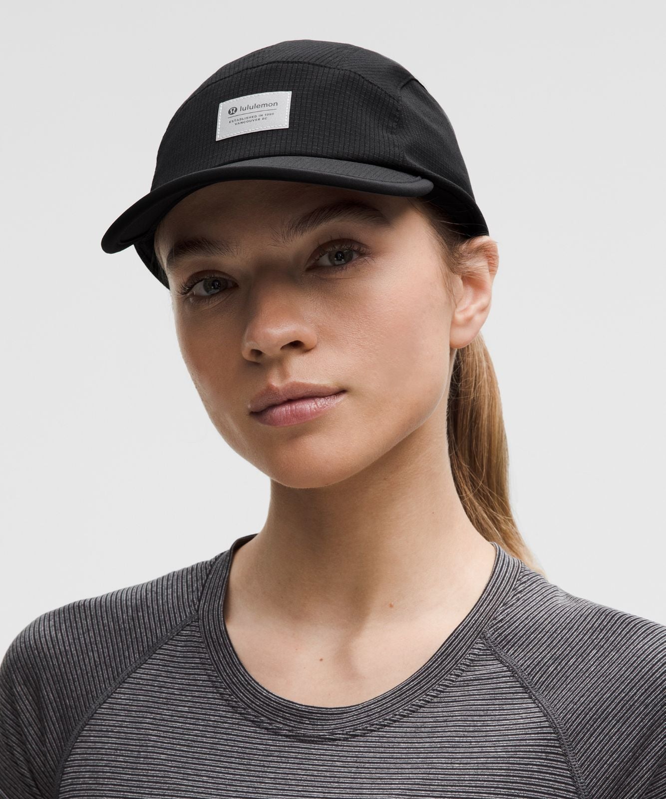 Multi-Panel Running Hat Black