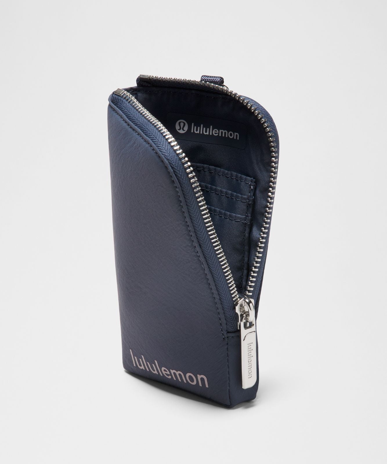 Dual Pouch Wristlet *Wallet Dusty Diamond/Icy Taupe/Silver