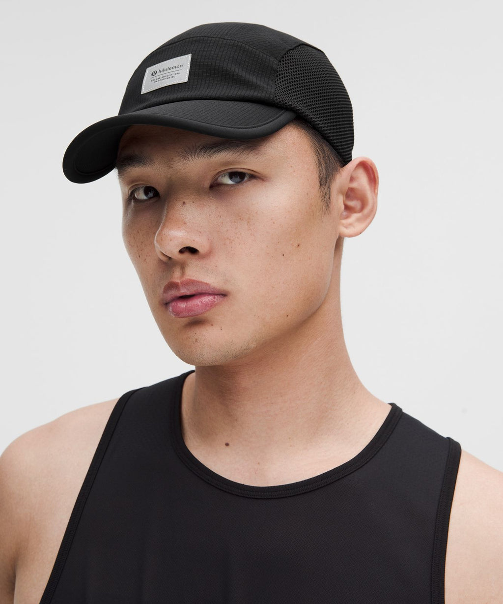 Multi-Panel Running Hat *Mesh Black