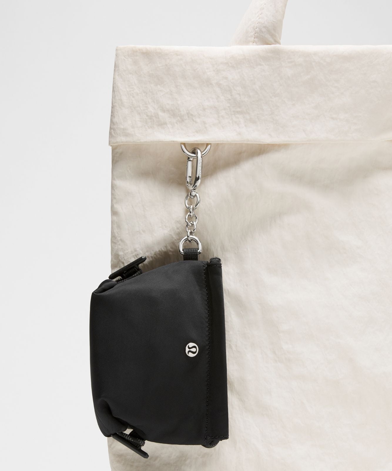 Convertible Clippable Nano Pouch Black