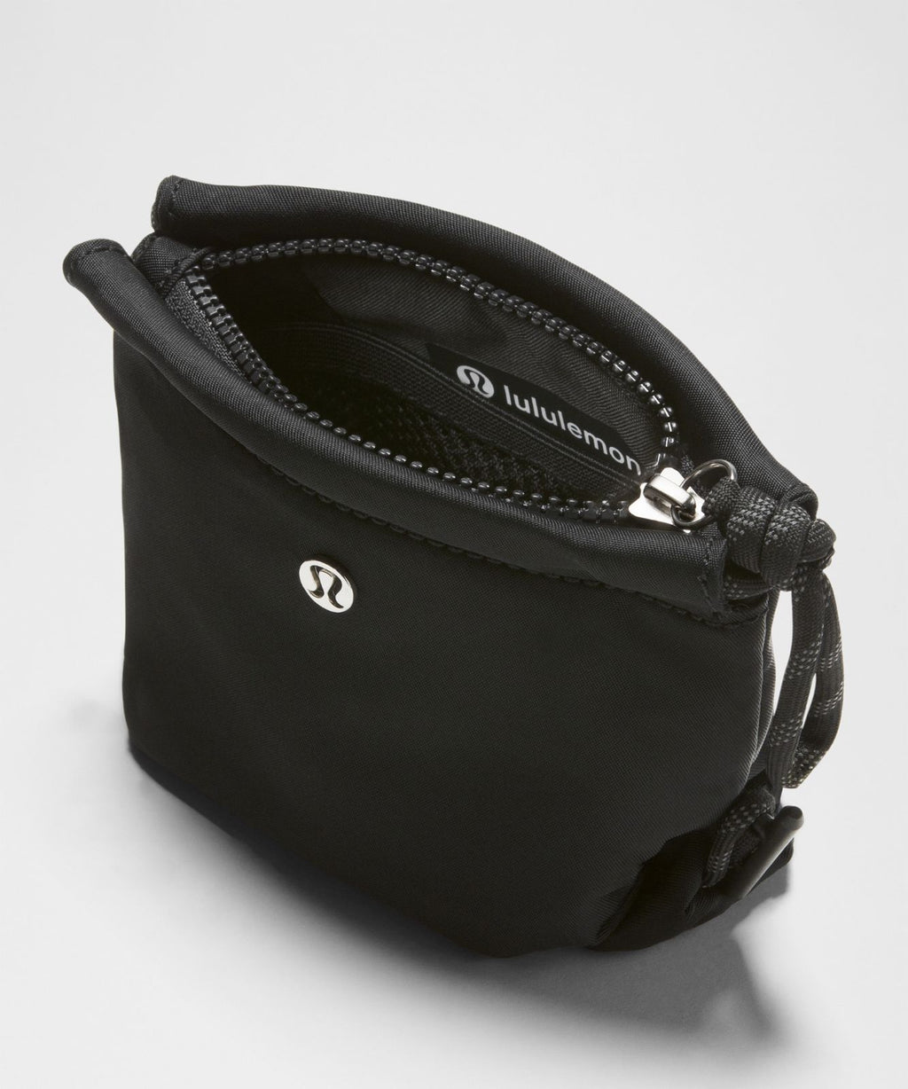 Convertible Clippable Nano Pouch Black